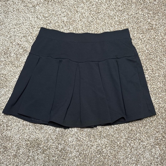 American Eagle Outfitters Pleated Skort - Picture 2 of 7